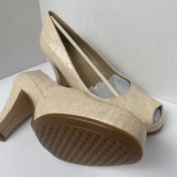 A2 By Aerosoles Peep Toe Dress Shoe Pumps Size 9 - Picture 5 of 7